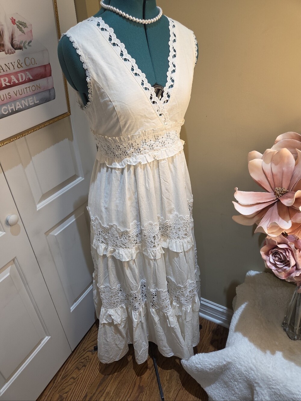 Nwt Medium Endelss Sumer Sleeveless White Lace-Trim V-Neck Maxi Dress $230 - Picture 9 of 16